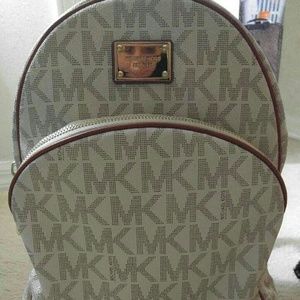 Michael kors back pack